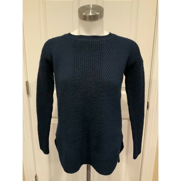 Athleta Navy Blue Knit Sweater W/ Crew Neck, Size XXS (US) - Picture 1 of 8